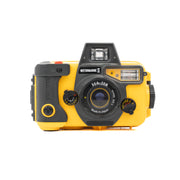 Cámara SLR de película Sea&Sea Motormarine II — vista frontal, disponible en LX-FILM
